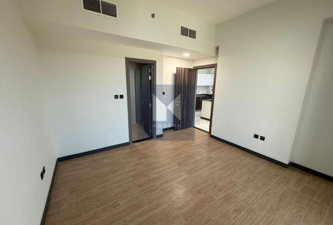 82789582 - Property Image 2