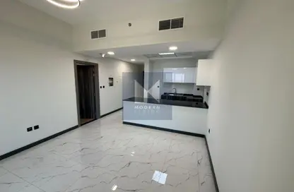 Apartment - 1 Bedroom - 2 Bathrooms for rent in Rukan Tower A - Rukan Tower - Rukan - Dubai Land - Dubai