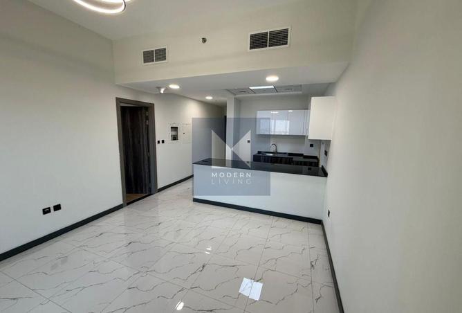 82789582 - Property Main Image