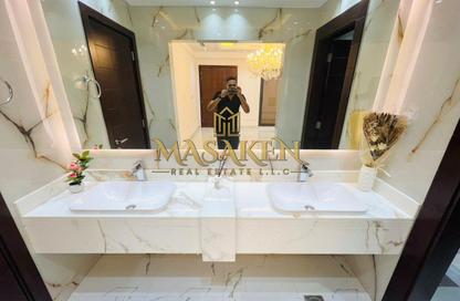 Townhouse - 5 Bedrooms - 7 Bathrooms for sale in Al Helio 2 - Al Helio - Ajman