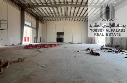 Warehouse - Studio - 2 Bathrooms for rent in Umm Al Thuoob - Umm Al Quwain