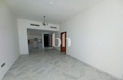 Apartment - 2 - 3 for rent in Millennium Binghatti Residences - Business Bay - Dubai