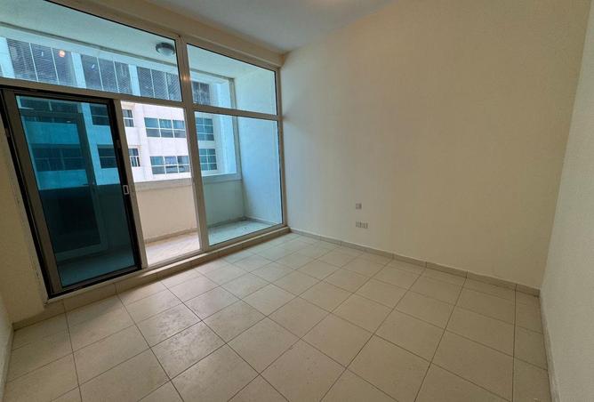 76589397 - Property Image 3