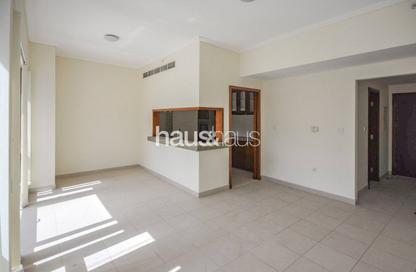 Apartment - 1 Bedroom - 2 Bathrooms for rent in South Ridge 5 - South Ridge - Downtown Dubai - Dubai