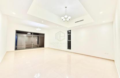 Villa - 5 Bedrooms - 6 Bathrooms for rent in Abu Hail Road - Abu Hail - Deira - Dubai Villa - 5 Bedrooms - 6 Bathrooms for rent in Abu Hail Road - Abu Hail - Deira - Dubai