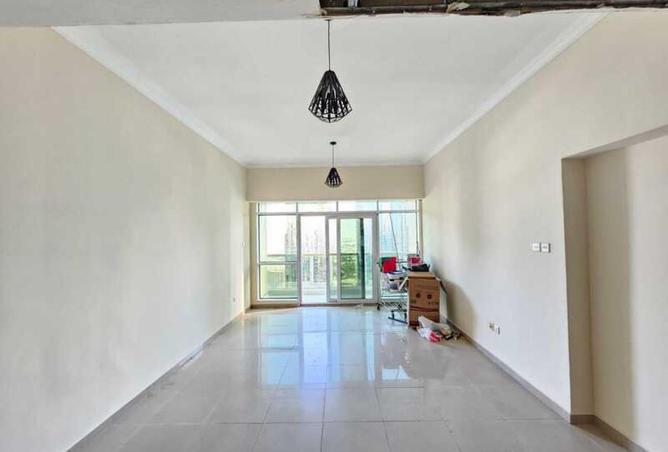 92706413 - Property Main Image