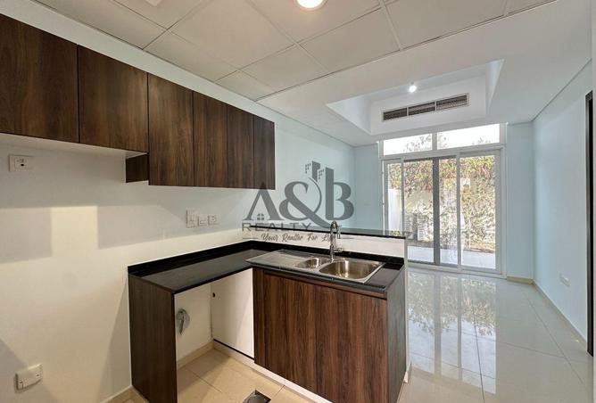 141431060 - Property Main Image