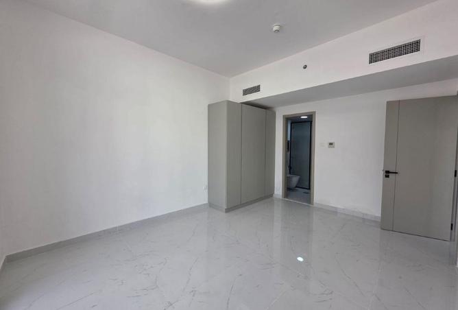106409035 - Property Image 2