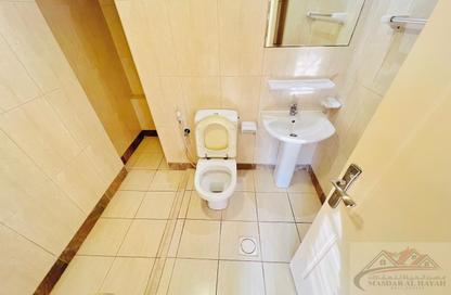 Apartment - 3 Bedrooms - 3 Bathrooms for rent in Muwailih Building - Muwaileh - Sharjah