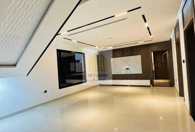 84075142 - صورة العقار 3