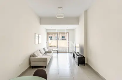 شقة - غرفة نوم - 2 حمامات للايجار في ذا وينجز بلوك ج - ارجان - دبي شقة - غرفة نوم - 2 حمامات للايجار في ذا وينجز بلوك ج - ارجان - دبي