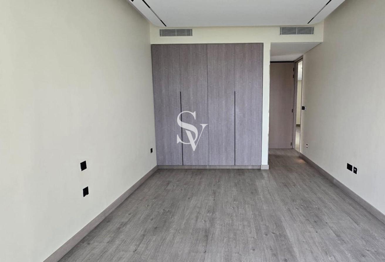 Fully Upgraded & Extended 4BR Villa | Green Belt photo 26