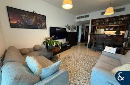 Apartment - 1 Bedroom - 1 Bathroom for sale in Arno A - Arno - The Views - Dubai