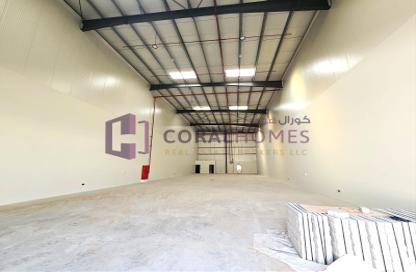 Warehouse - Studio for rent in Dubai Investment Park 1 (DIP 1) - Dubai Investment Park (DIP) - Dubai