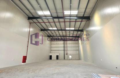 Warehouse - Studio for rent in Dubai Investment Park 1 (DIP 1) - Dubai Investment Park (DIP) - Dubai