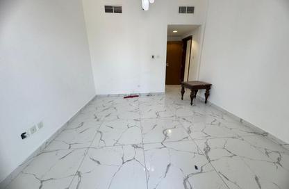 Apartment - 3 Bedrooms - 3 Bathrooms for rent in Oasis Tower - Al Rashidiya 1 - Al Rashidiya - Ajman