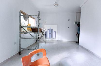 Apartment - Studio for rent in Muwaileh - Sharjah