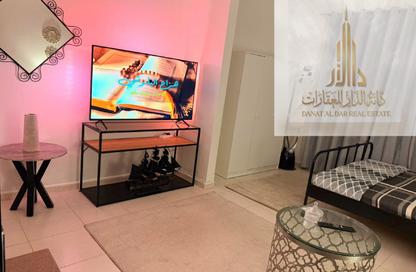 Apartment - Studio - 1 Bathroom for rent in Corniche Tower - Ajman Corniche Road - Ajman