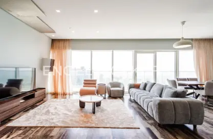 Apartment - 3 Bedrooms - 3 Bathrooms for sale in Damac Heights - Dubai Marina - Dubai