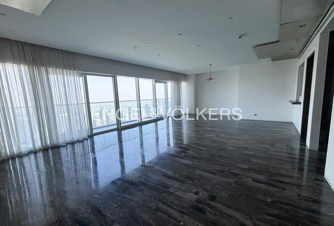 104254997 - Property Image 2