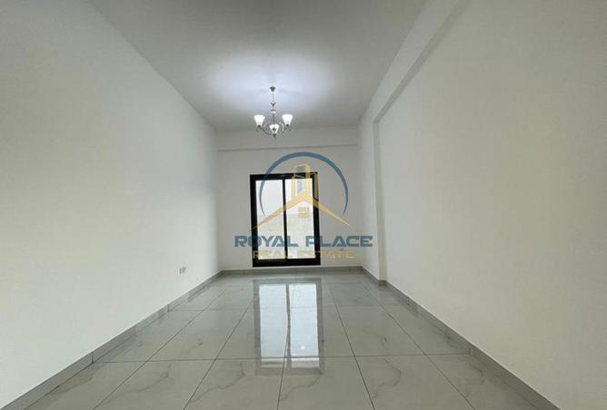 89633947 - صورة العقار 2