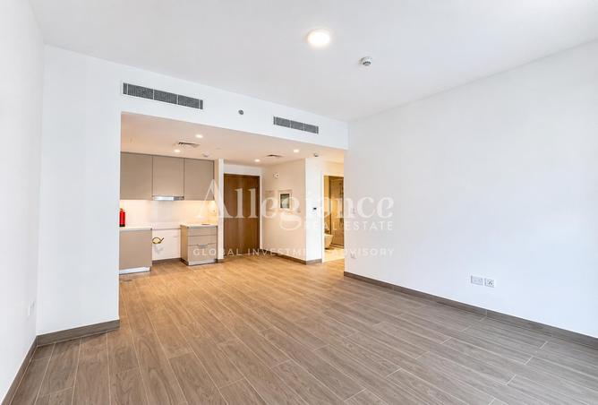 Vacant | Beachside Living | Modern 1BHK photo 3