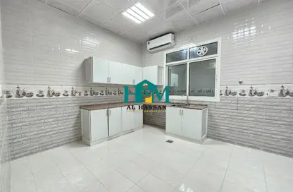 شقة - 2 غرف نوم - 2 حمامات للايجار في مدينة الرياض - أبوظبي