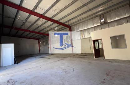 Warehouse - Studio for rent in Mussafah Industrial Area - Mussafah - Abu Dhabi