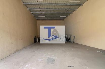 Warehouse - Studio for rent in Mussafah Industrial Area - Mussafah - Abu Dhabi