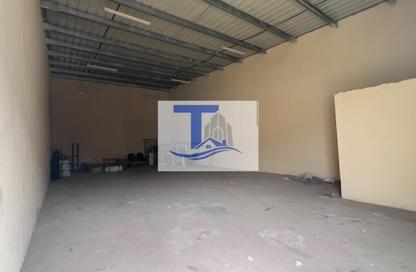 Warehouse - Studio for rent in Mussafah Industrial Area - Mussafah - Abu Dhabi
