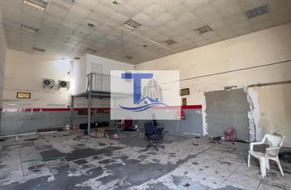 Warehouse - Studio for rent in Mussafah Industrial Area - Mussafah - Abu Dhabi