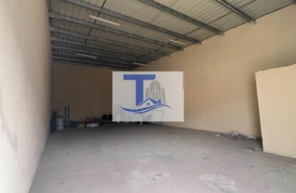 Warehouse - Studio for rent in Mussafah Industrial Area - Mussafah - Abu Dhabi