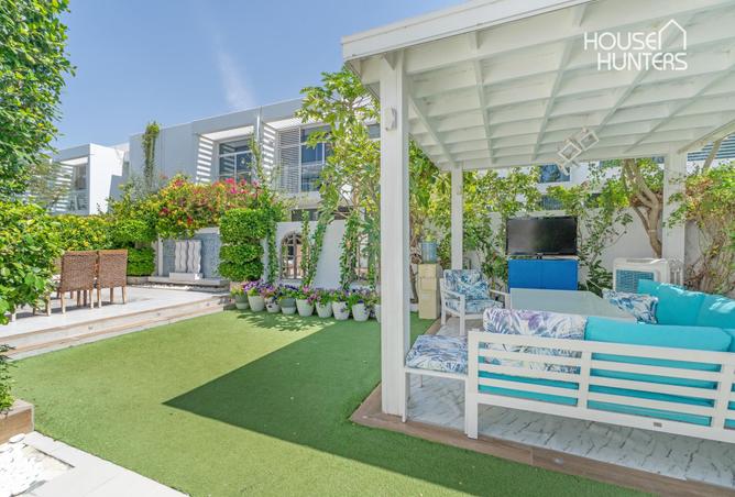 102830673 - Property Image 3