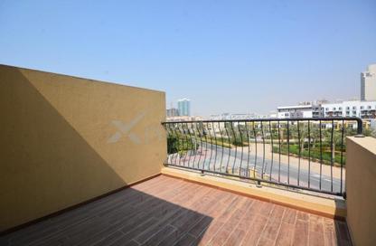 Villa - 4 - 6 for rent in Sydney Villas - District 18 - Jumeirah Village Circle - Dubai