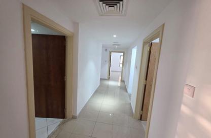 Apartment - 3 Bedrooms - 3 Bathrooms for rent in Corniche Tower - Ajman Corniche Road - Ajman