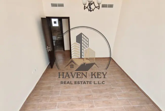 163720170 - Property Image 2