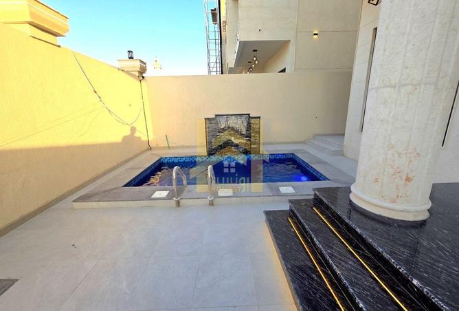 77810440 - Property Image 3