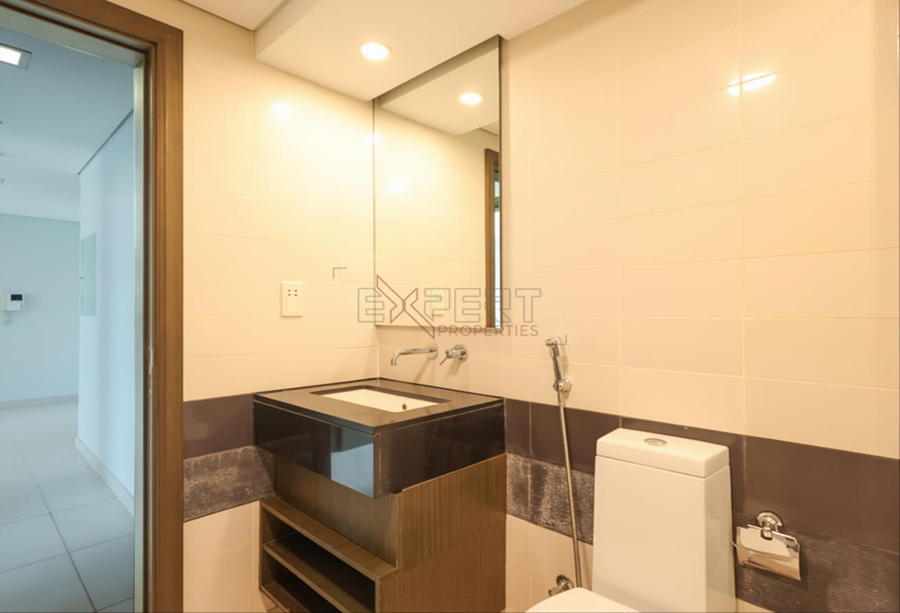 Vacant | Stunning City View | High Floor Apartment photo 10