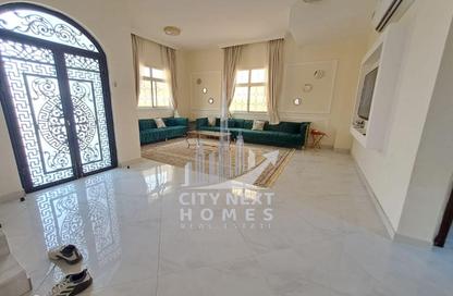 Villa - 5 - 7 for rent in Al Aweer 1 - Al Aweer - Dubai Villa - 5 - 7 for rent in Al Aweer 1 - Al Aweer - Dubai