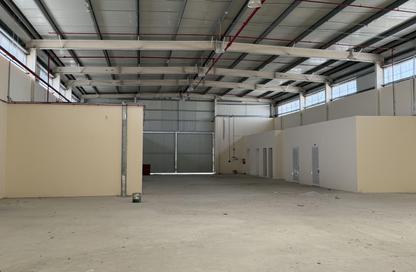 Warehouse - Studio for rent in Saih Shuaib 4 - Dubai Industrial City - Dubai