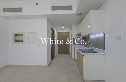 Apartment - Studio - 1 Bathroom for rent in La Perla Blanca - District 15 - Jumeirah Village Circle - Dubai