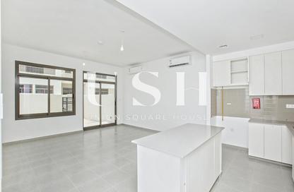 Townhouse - 4 - 4 for sale in Hayat Townhouses - Town Square - Dubai Townhouse - 4 - 4 for sale in Hayat Townhouses - Town Square - Dubai