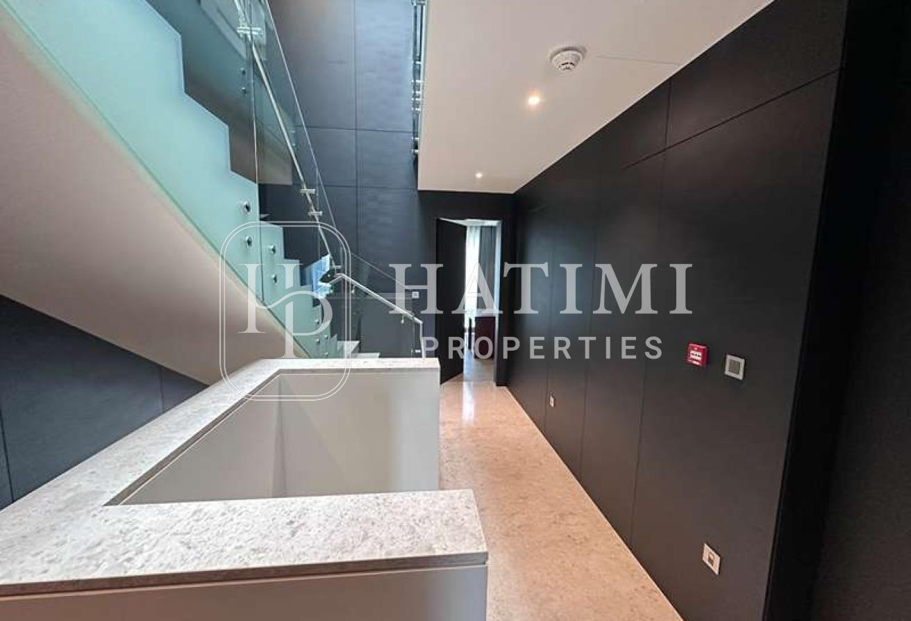 ELEGANT VILLA | PRIVATE ELEVATOR | SPACIOUS LAYOUT photo 11