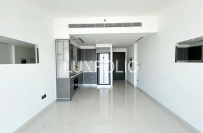 Apartment - 2 Bedrooms - 2 Bathrooms for rent in Sunrise Bay Tower 1 - Sunrise Bay - Emaar Beachfront - Dubai Harbour - Dubai