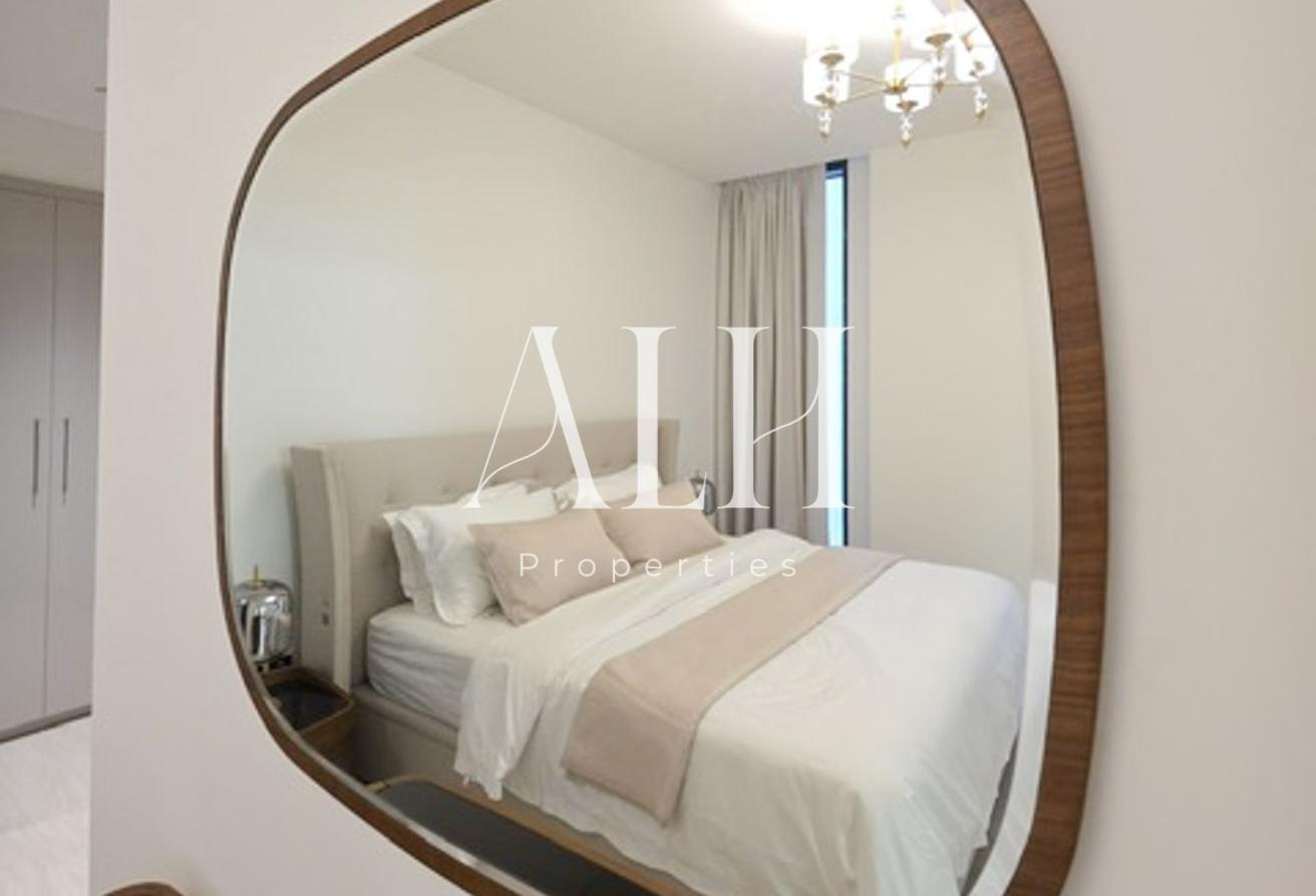 Luxuriously Furnished 4BR | Lagoon & Skyline Views photo 16