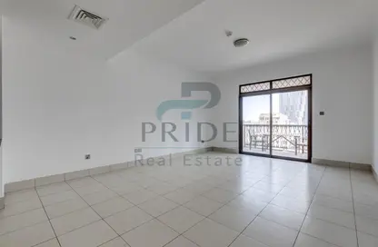 شقة - 2 غرف نوم - 3 حمامات للايجار في ريحان 1 - ريحان - دبي القديمة - وسط مدينة دبي - دبي