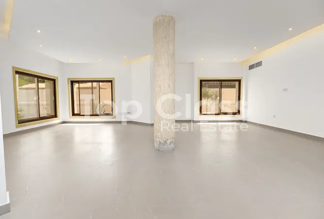 164563816 - Property Image 2