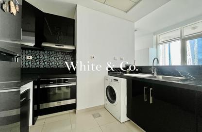 Apartment - 1 Bedroom - 2 Bathrooms for rent in Botanica Tower - Dubai Marina - Dubai