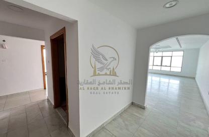 Apartment - 3 - 5 for rent in Al Majaz 3 - Al Majaz - Sharjah