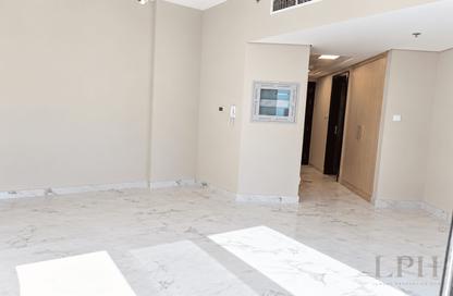Apartment - Studio - 1 for rent in MAG 520 - Mag 5 Boulevard - Residential District - Dubai South (Dubai World Central) - Dubai Apartment - Studio - 1 for rent in MAG 520 - Mag 5 Boulevard - Residential District - Dubai South (Dubai World Central) - Dubai